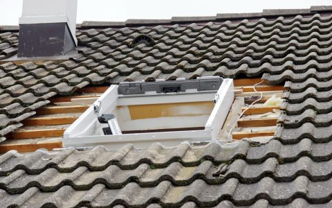 pose d'une fenêtre de toit